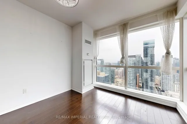 Additional image 15 of 386 Yonge St Unit 4801