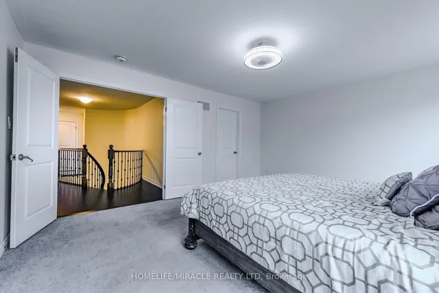 Additional image 22 of 61 Bucksaw St