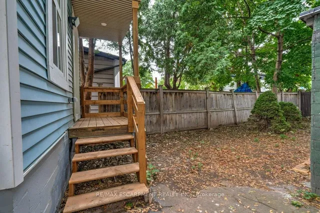 Additional image 35 of 8 Whitfield Ave