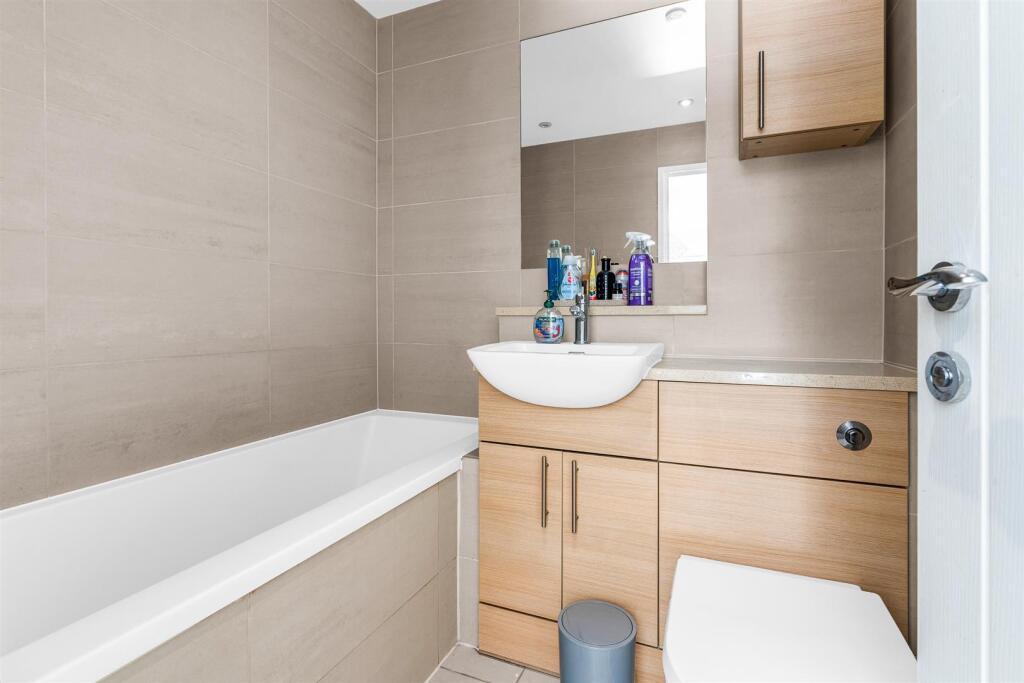 Additional image 23 of Birch Grove, Welwyn