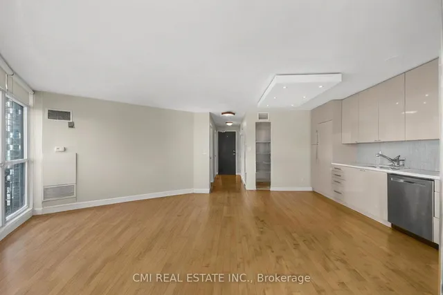 Additional image 12 of 18 Yonge St Unit 2603