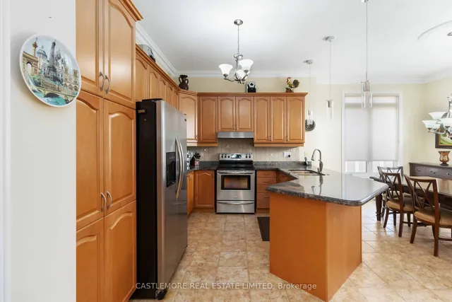 Additional image 4 of 39 Saint Hubert Dr