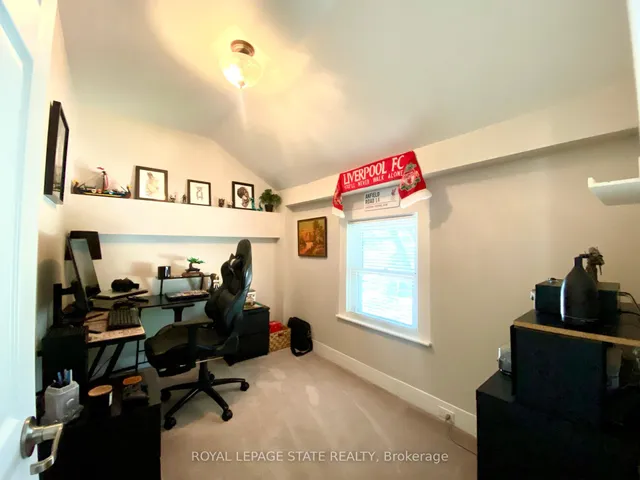 Additional image 14 of 358 Dundas St