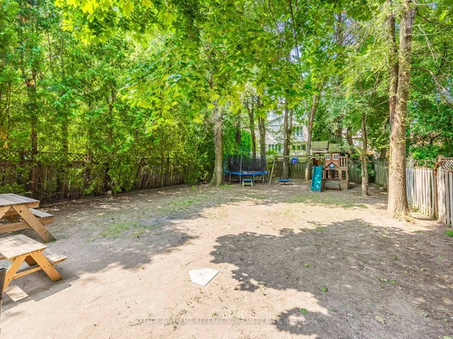 Additional image 29 of 38 Viewmount Ave