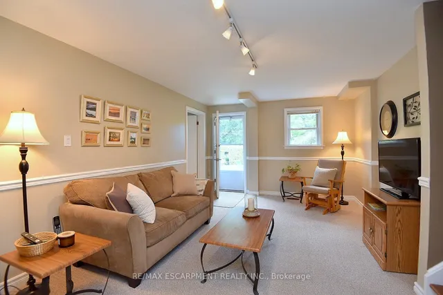 Additional image 17 of 219 Strathcona Dr