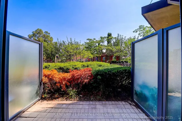 Additional image 16 of 60 Heintzman St Unit 112