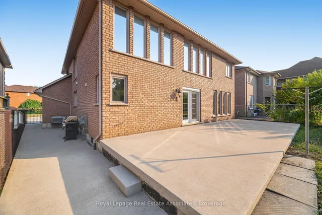 Additional image 45 of 100 National Dr