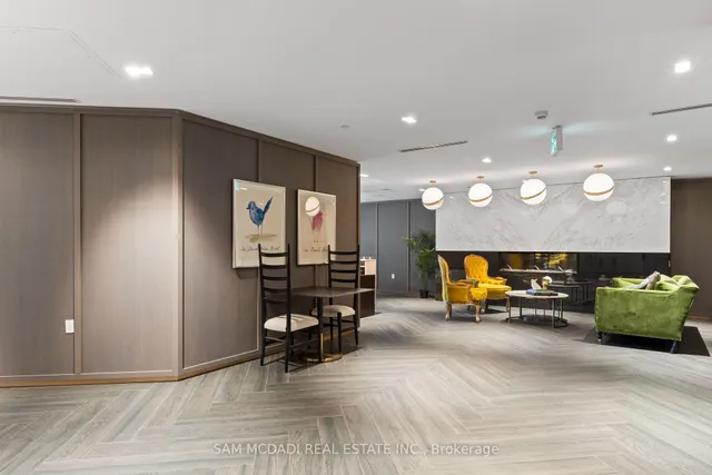 Additional image 4 of 395 Dundas St Unit 819