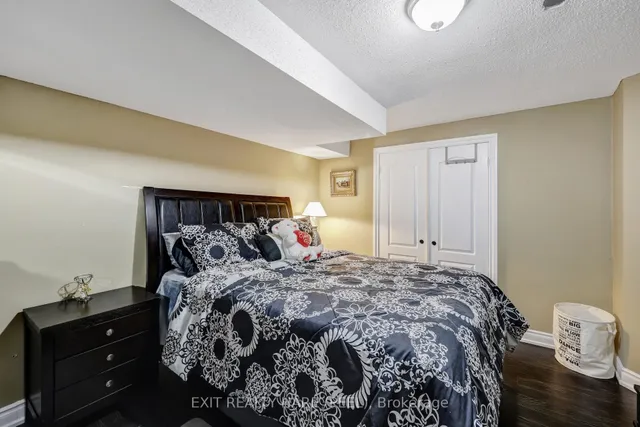 Additional image 41 of 23 Fontainebleu Rd