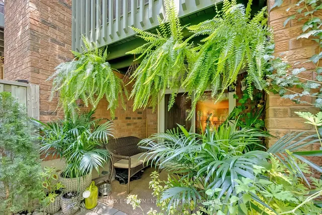 Additional image 39 of 1580 Kern's Rd Unit 5