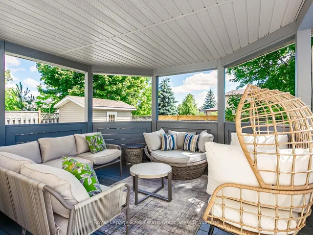 Additional image 14 of 35 Glenmanor Dr