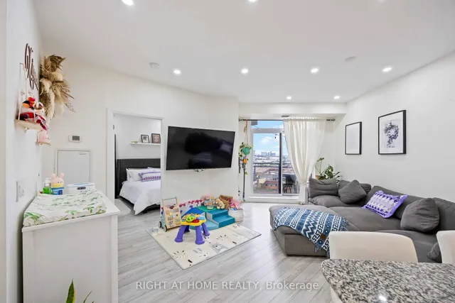 Additional image 22 of 1060 Sheppard Ave Unit 1521