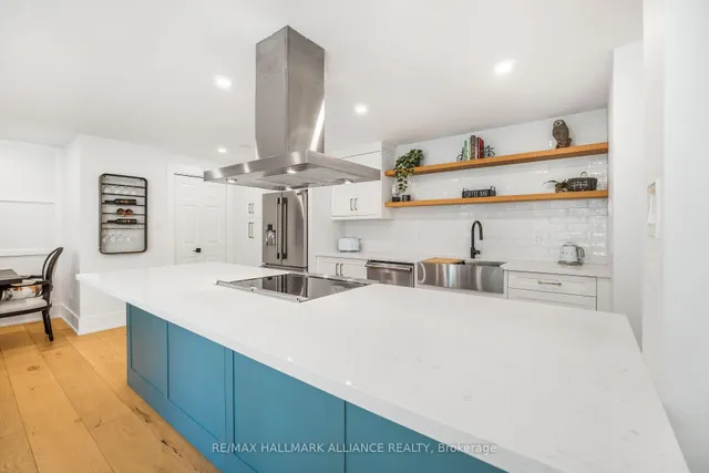 Additional image 5 of 2121 Lakeshore Rd Unit 205