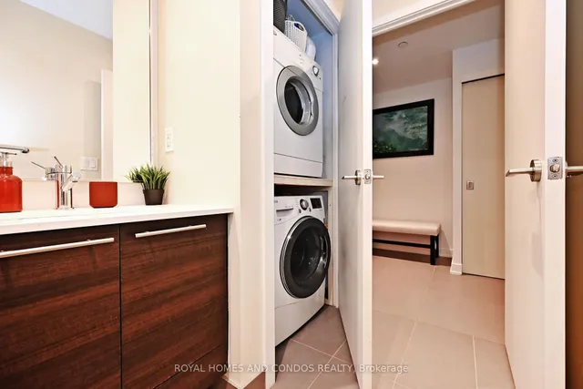 Additional image 43 of 3 Market St Unit 212