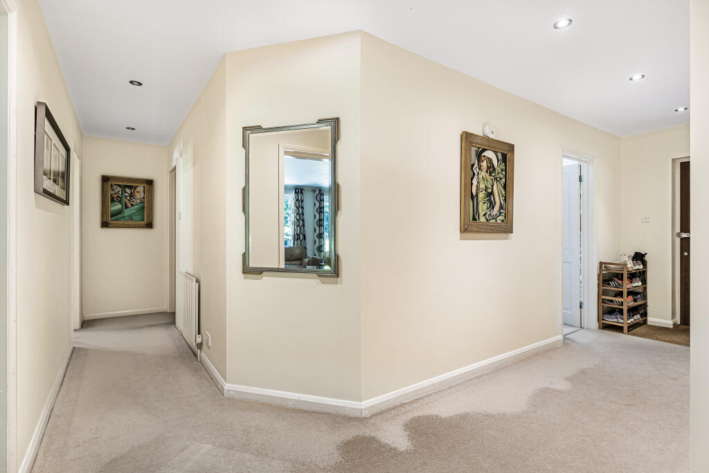 Additional image 9 of Reddings, Welwyn Garden City, AL8