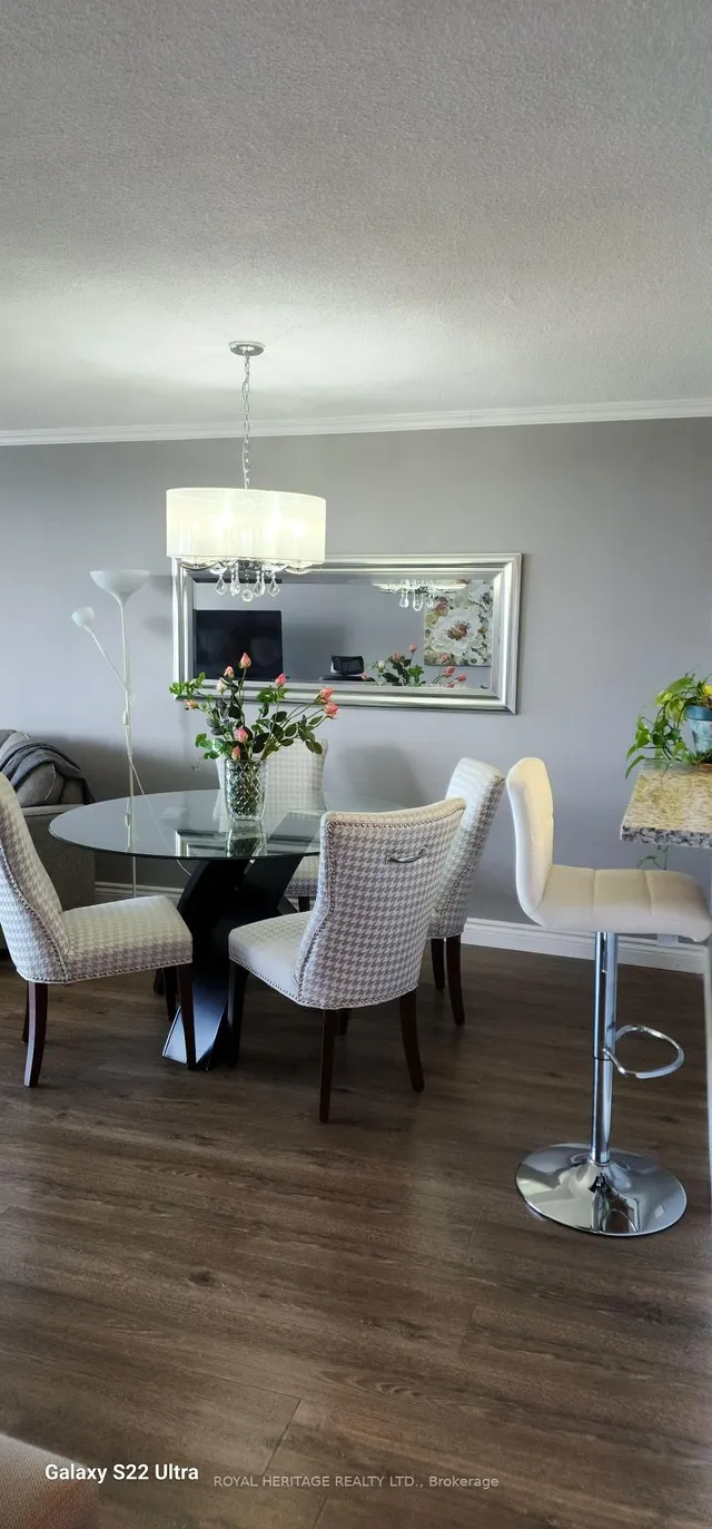 Additional image 6 of 20 Dean Park Rd Unit 1116