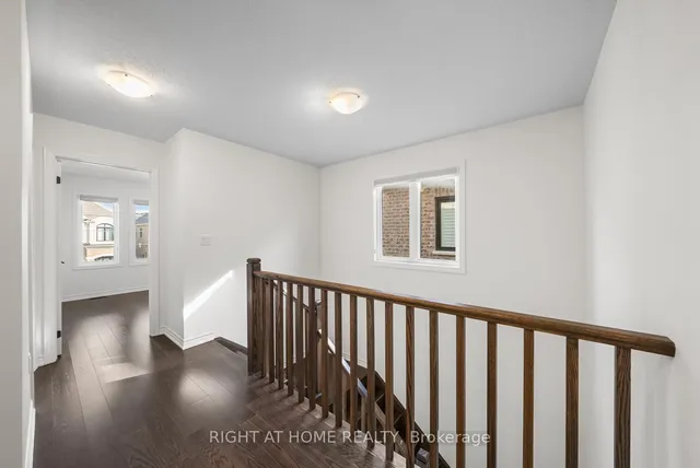 Additional image 18 of 471 Bergamot Ave