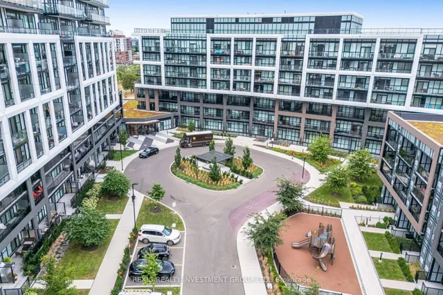 Additional image 24 of 50 George Butchart Dr Unit 723