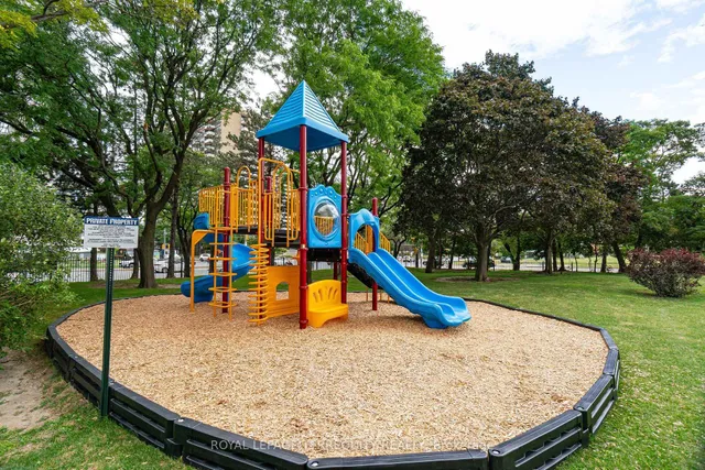 Additional image 32 of 2550 Pharmacy Ave Unit 1615