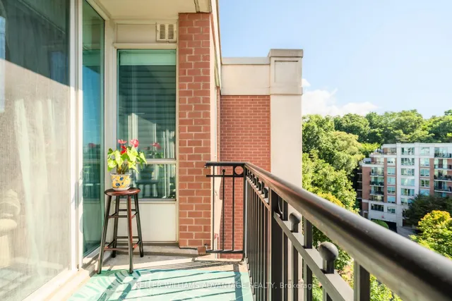 Additional image 29 of 28 William Carson Cres Unit PH22