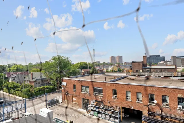 Additional image 29 of 383 Sorauren Ave Unit 511