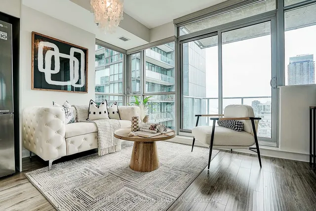 Additional image 12 of 375 King St Unit 3103