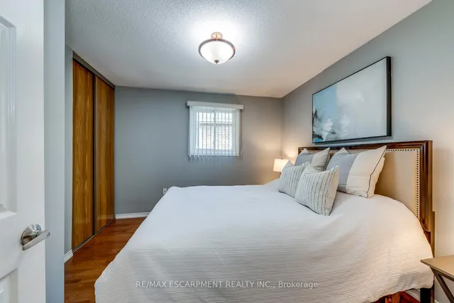 Additional image 28 of 2309 Malcolm Cres