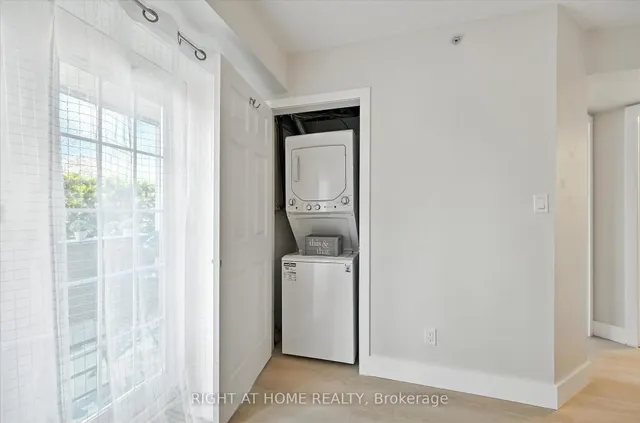 Additional image 17 of 1421 Walker's Line Unit 102