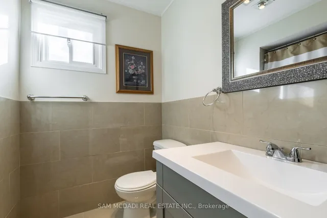 Additional image 31 of 100 Castlehill Rd