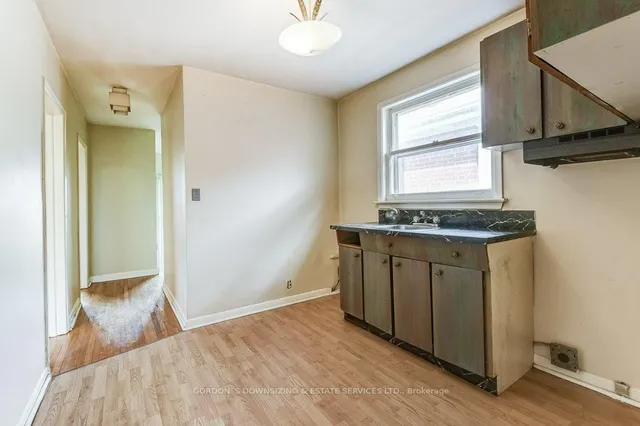 Additional image 30 of 97 Mc Roberts Ave