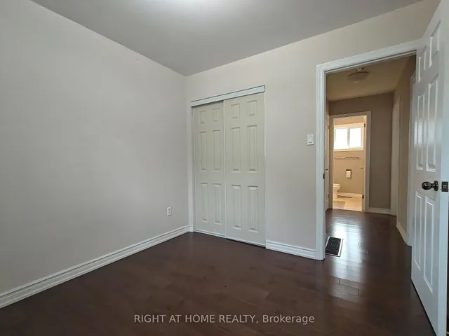 Additional image 11 of 182 mcnicoll Ave