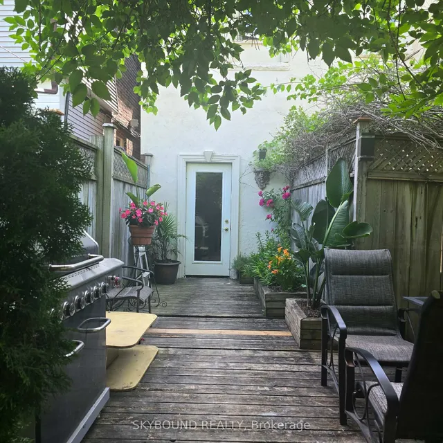 Additional image 23 of 837 Gladstone Ave