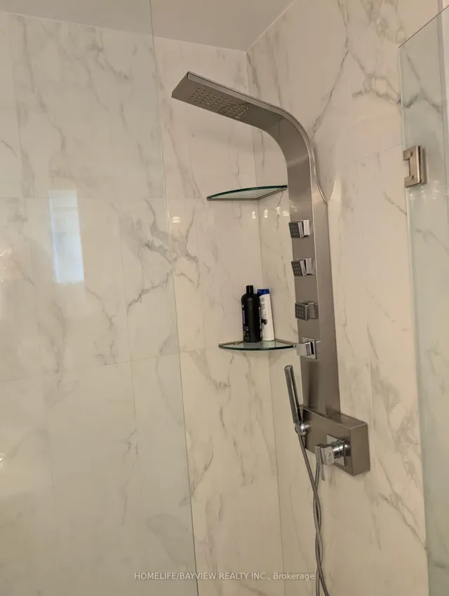 Additional image 21 of 32 Devonsleigh Dr