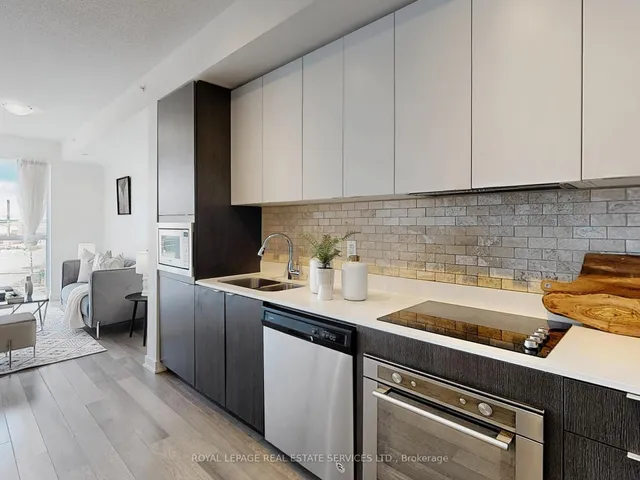 Additional image 9 of 5230 Dundas St Unit 625A