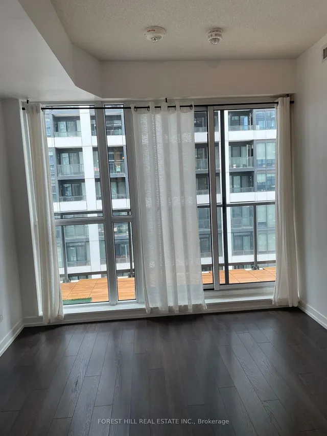 Additional image 8 of 49 East Liberty St Unit 1212