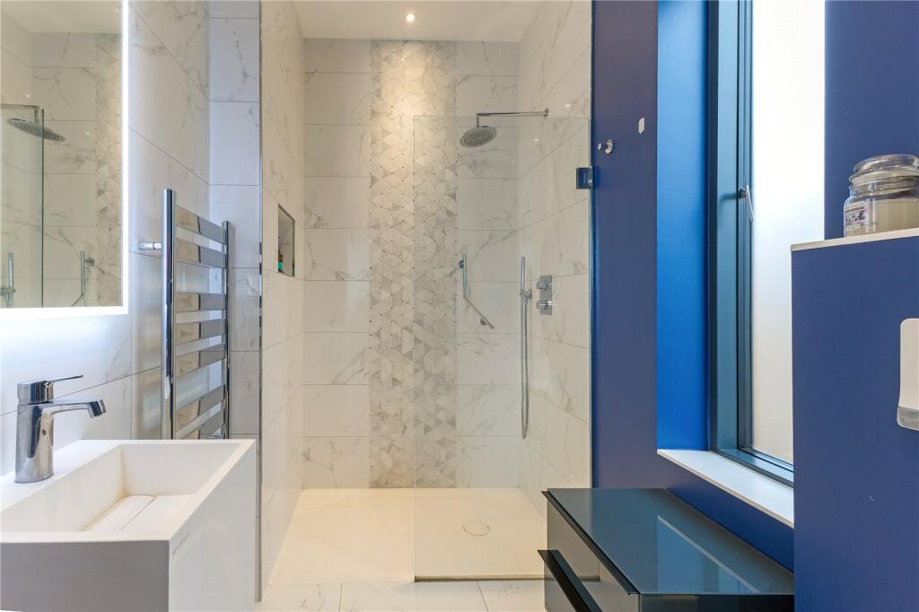 Additional image 13 of West Riding, Bricket Wood, St. Albans, Hertfordshire, AL2