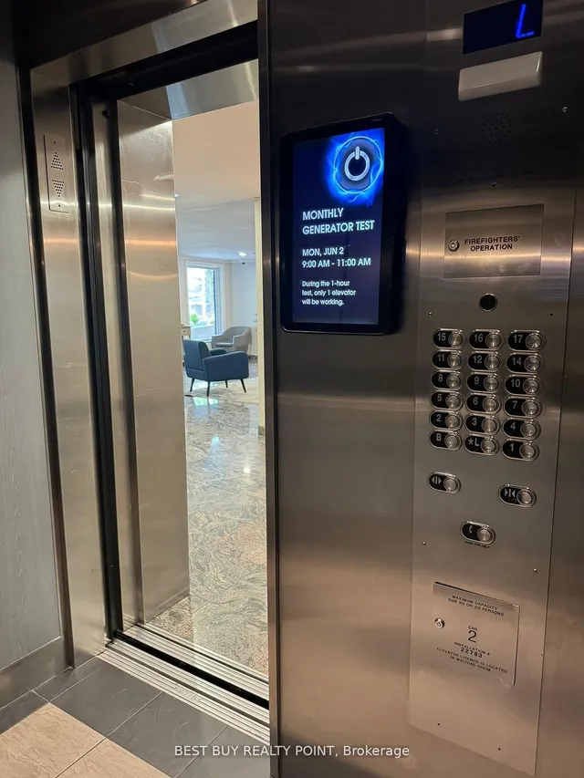 Additional image 9 of 15 La Rose Ave Unit 1007