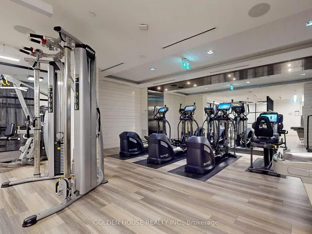 Additional image 29 of 55 Merchants' Wharf Unit 524