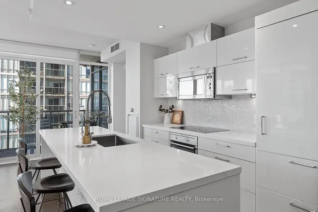 Additional image 10 of 90 Park Lawn Rd Unit 2005