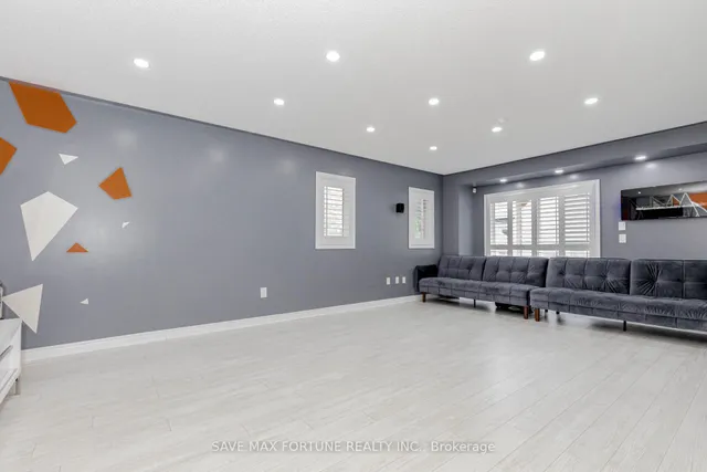 Additional image 38 of 16 Berryfield Way