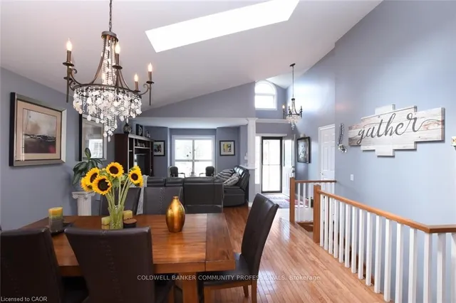 Additional image 15 of 17 Durrell Crt