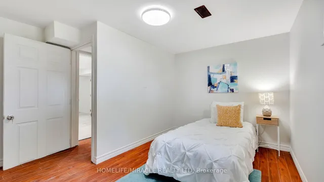 Additional image 42 of 8 Hollyhedge Dr