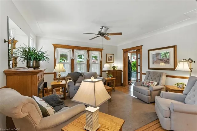 Additional image 10 of 98 Kensington Ave