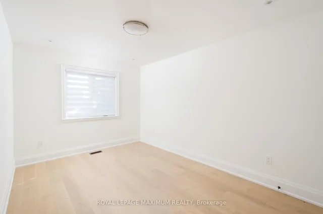 Additional image 21 of 39 B Gort Ave