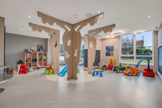 Additional image 35 of 8 Nahani Way Unit 2008