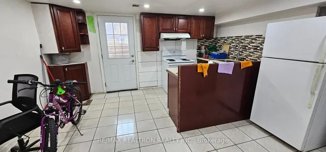 Additional image 49 of 6 Canton Ave