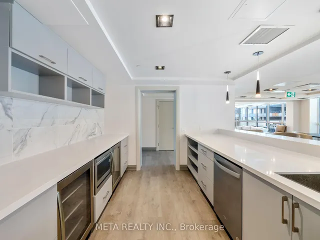 Additional image 27 of 10 Meadowglen Pl Unit 908