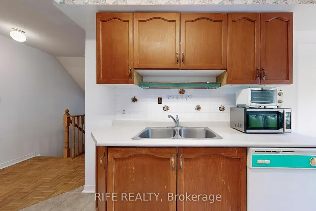 Additional image 14 of 28 Rosebank Dr Unit 703