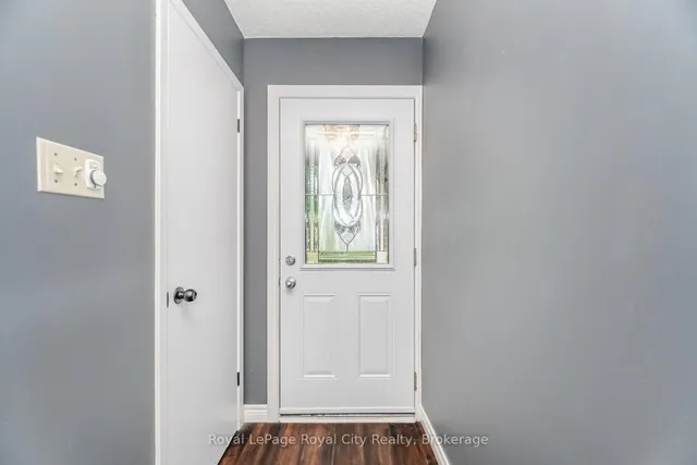 Additional image 7 of 1425 Ester Dr