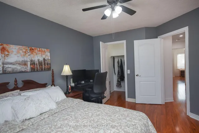 Additional image 10 of 902 Ledbury Cres